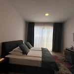 Dinora Exclusive Apartments