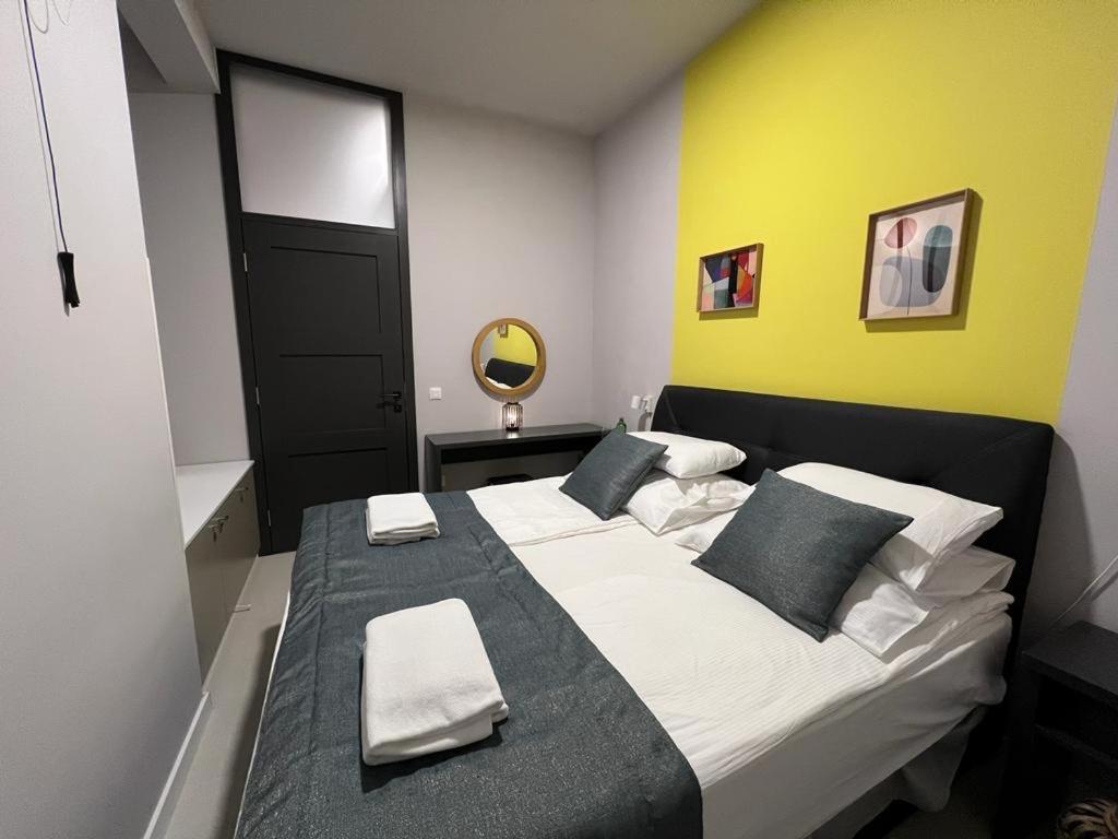 Dinora Exclusive * Makarska