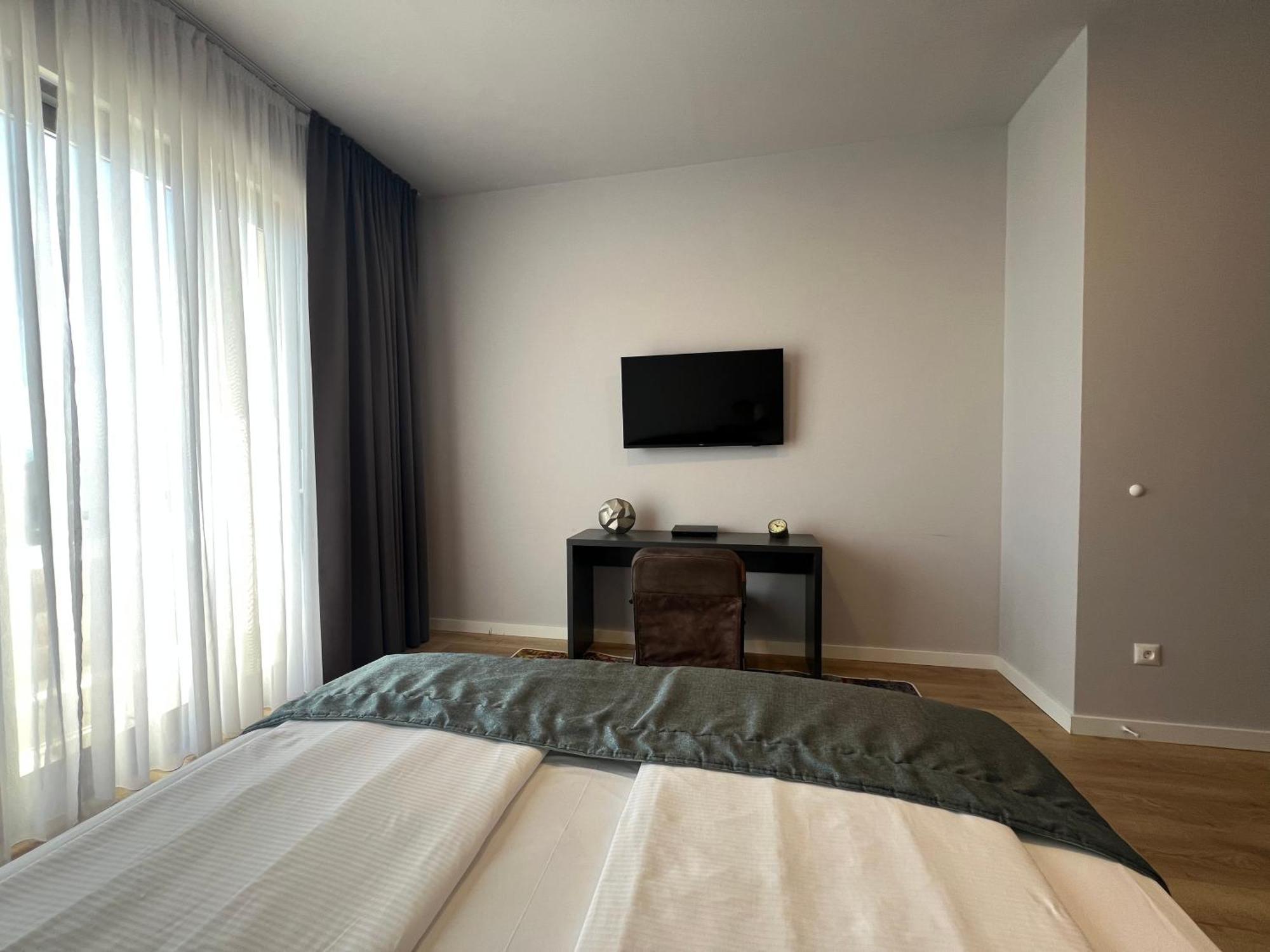 Dinora Exclusive Makarska